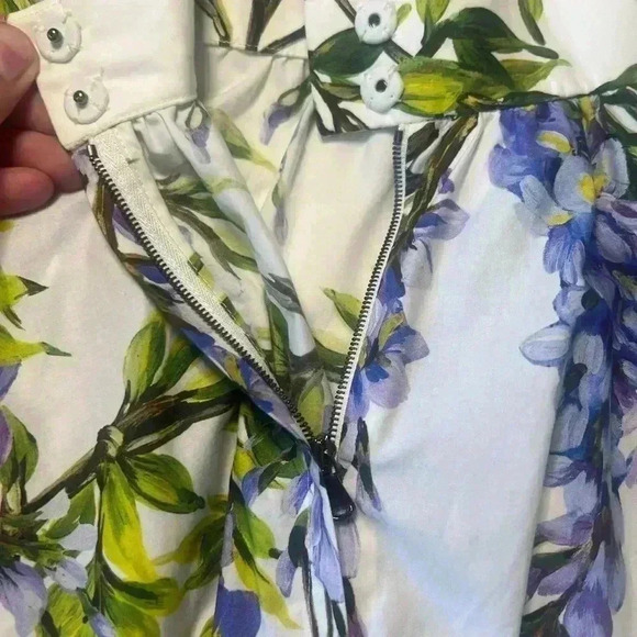 NEVER WORN! Brand new Dolce & Gabbana full skirt with flower prints! So cute! - Picture 4 of 8